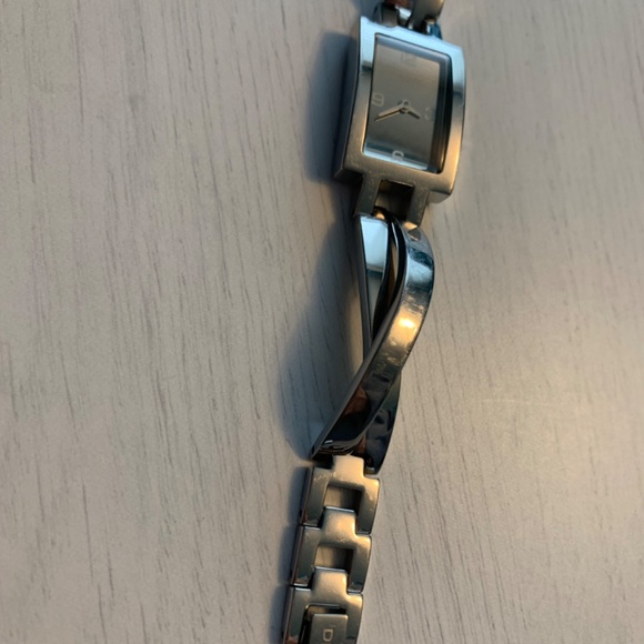 Watches - Picture 16 of 16